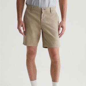 AG Wanderer Short in Dry Dust